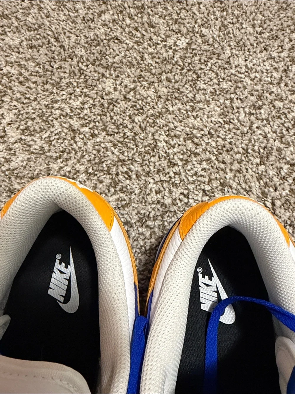 Nike Low-Top Sneakers in Yellow, Blue & White